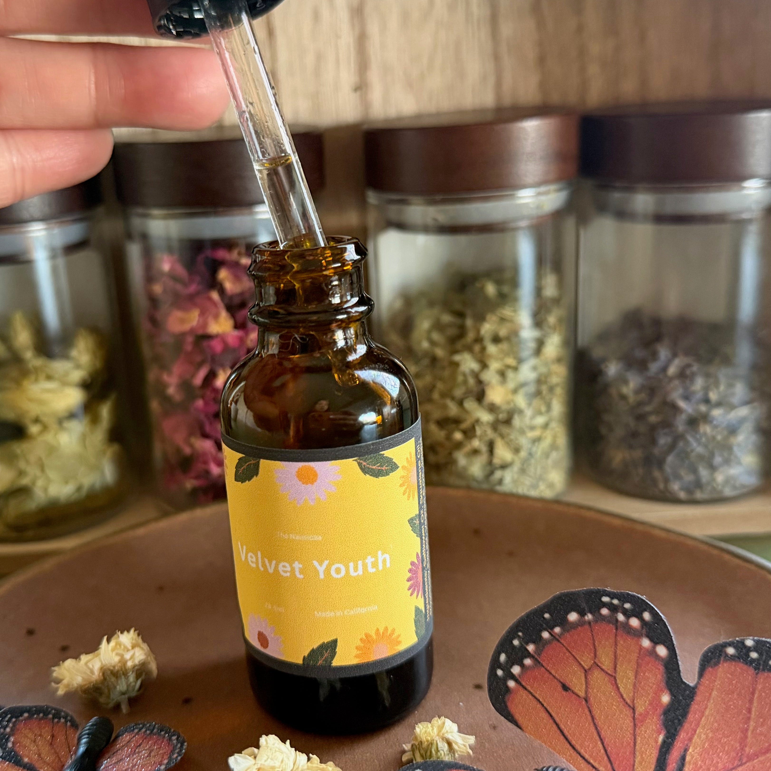 Velvet Youth Face Oil -Helps Reduce the Appearance of fine lines and keeps skin hydrated